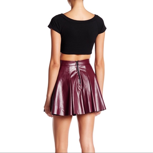 Necessary Objects Faux Leather Zip Skater Skirt M - Picture 6 of 8